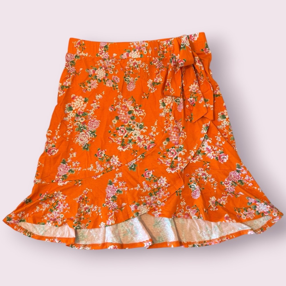 NWT ASOS Floral Wrap Mini Skirt Tie Waist Ruffle Hem Size 6